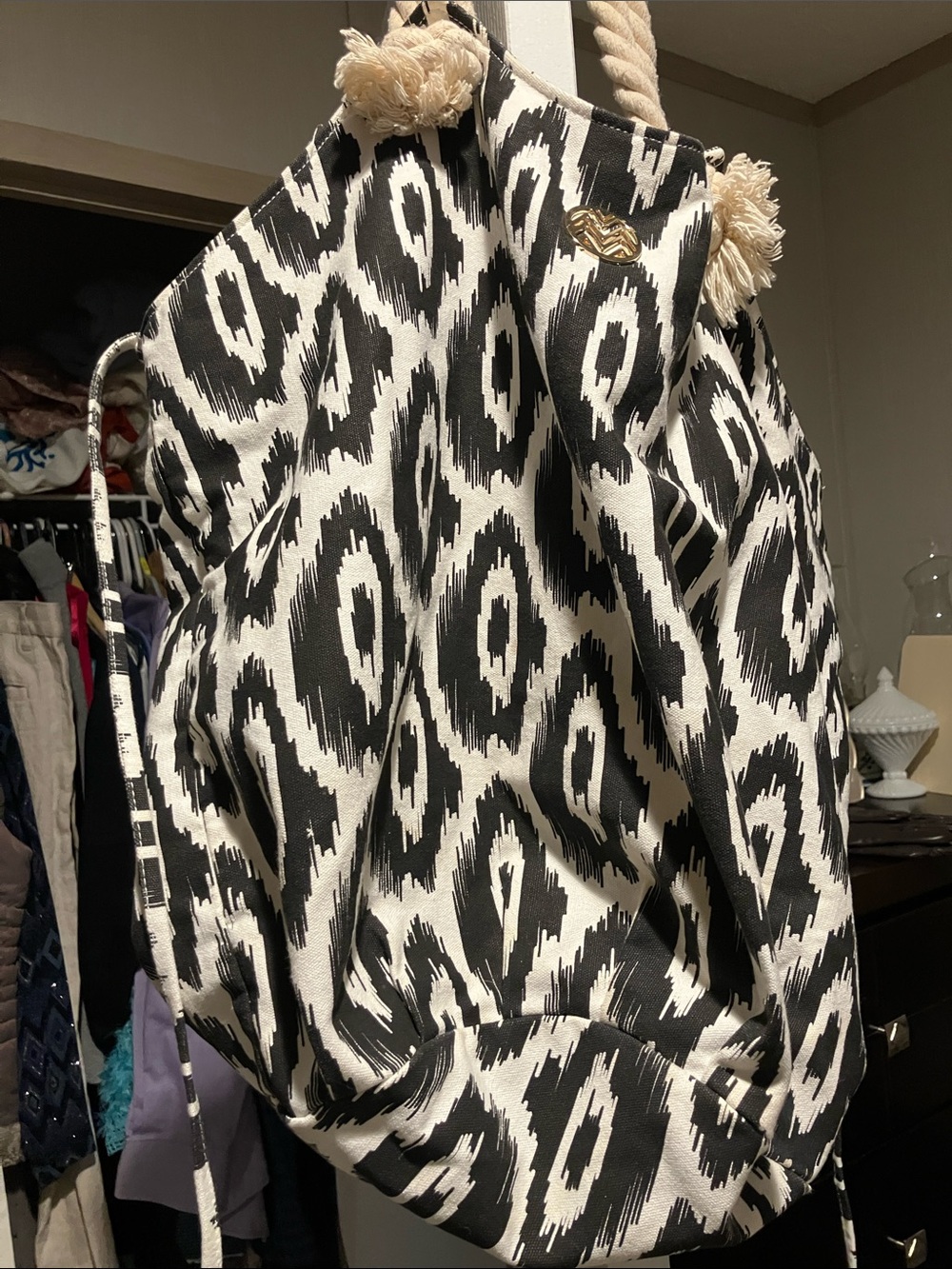 Stella and dot Black & White Ikat Drawstring Tote